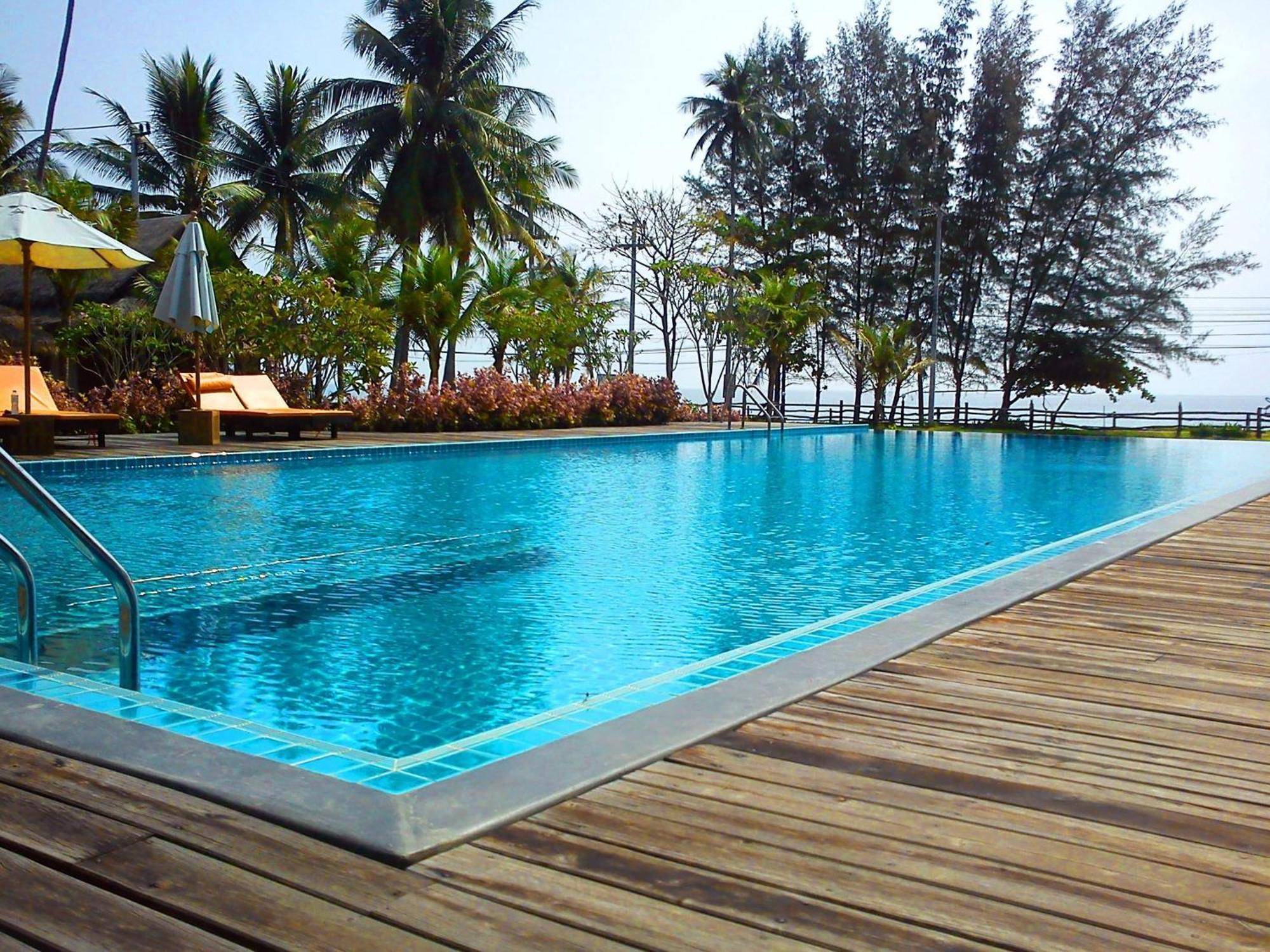 Nana Beach Hotel & Resort Pathiu Eksteriør billede
